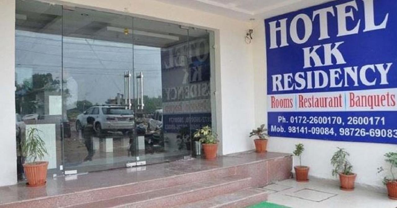 Hotel Kk Residency Chandigarh Exterior photo